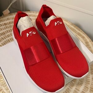 NEW APL MENS TECHLOOM BLISS RED/BlISS Sz 11